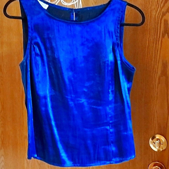 Size small shimmery blue top - Picture 1 of 4